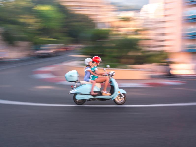 Conduire un scooter après une suspension de permis, c’est possible ?