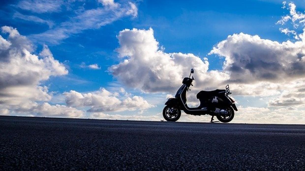 Cyclomoteur, scooter, maxi-scooter : à chaque deux-roues ses spécificités ! 