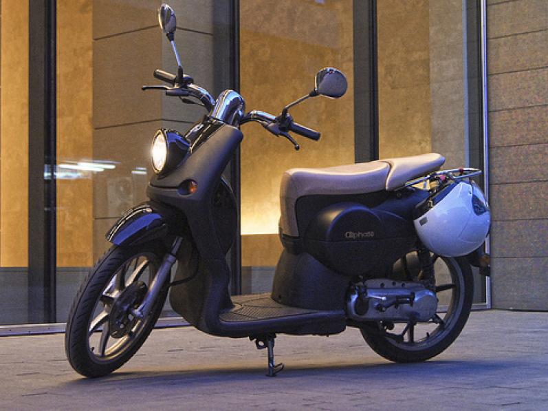 Les accessoires indispensables pour entretenir son scooter