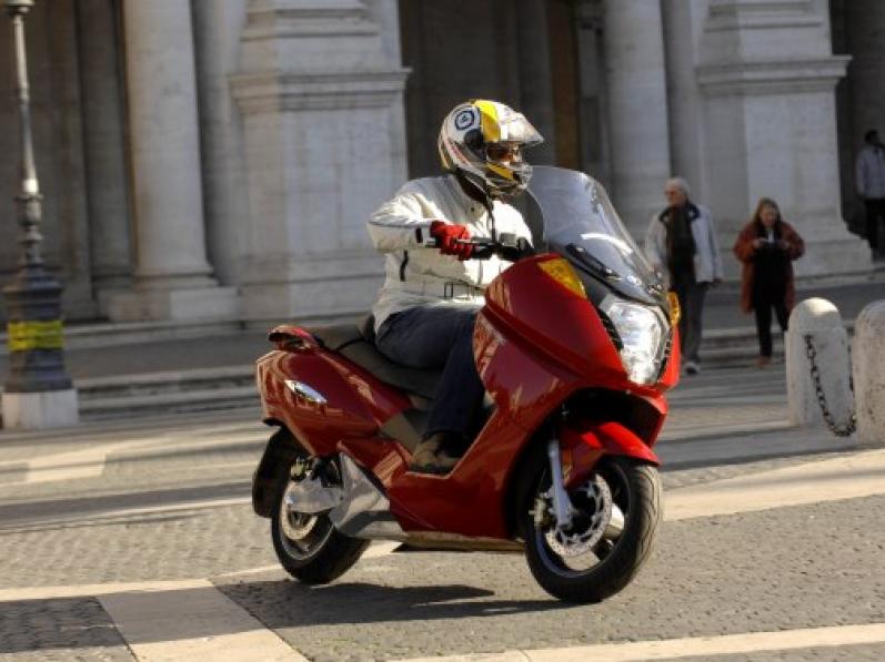 Les règles du freinage en scooter