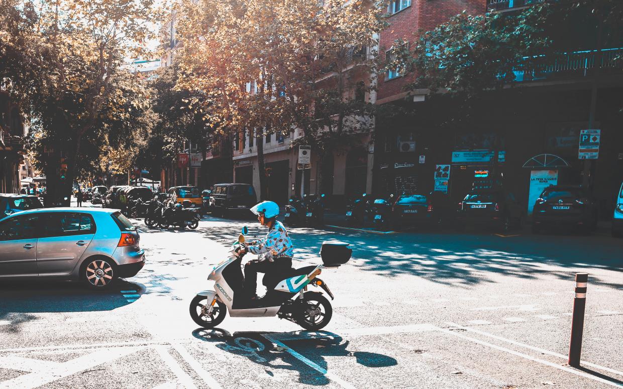 Quel est le moyen de transport le plus rapide en ville ?