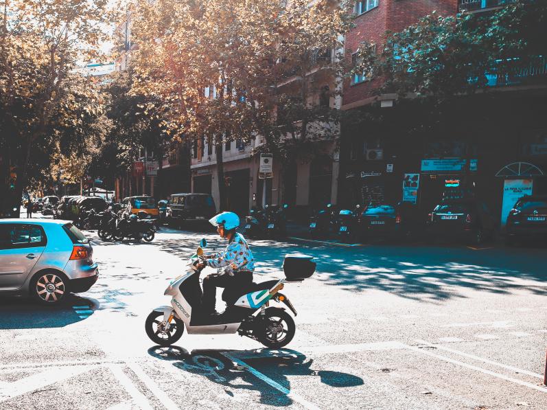 Quel est le moyen de transport le plus rapide en ville ?