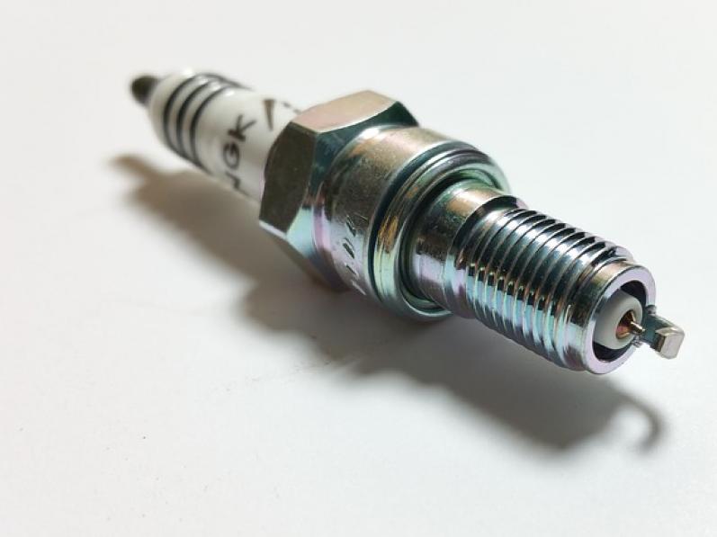 Tout savoir sur les bougies de scooter