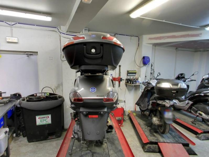 Un contrôle technique bientôt obligatoire pour les deux-roues ? 