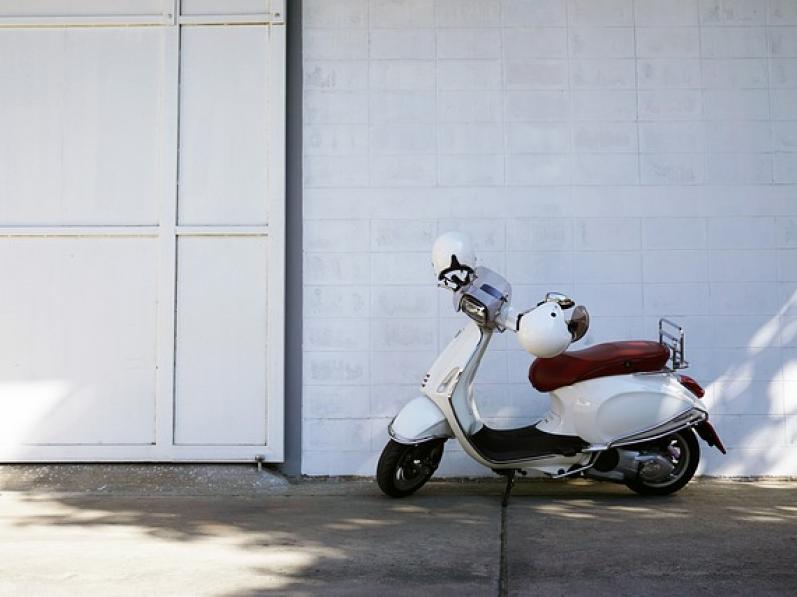 Zoom sur la vignette d’assurance scooter